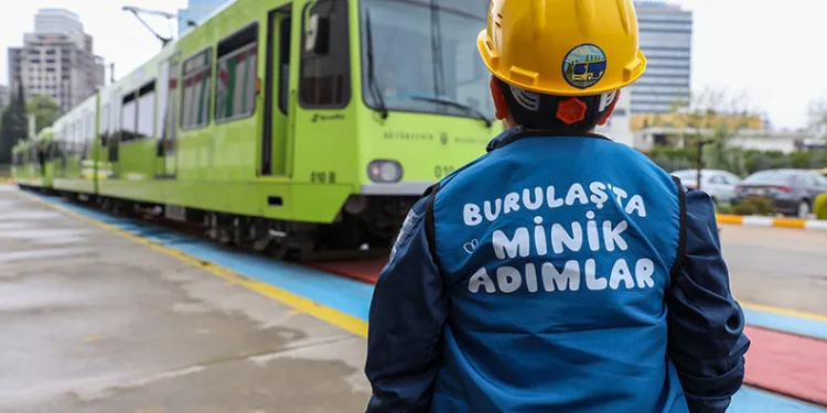 Bursalı Ali’nin vatmanlık hayali gerçek oldu