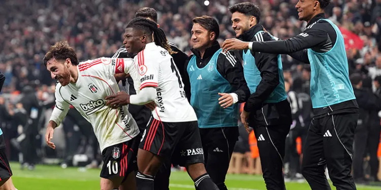 Beşiktaş, Türkiye Kupası’nda yarı finalde