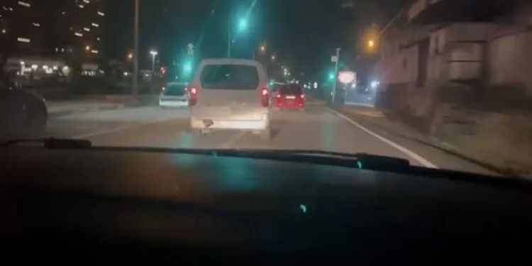 Kargo aracını çaldılar, ‘dur’ ikazına uymayıp kaçtılar