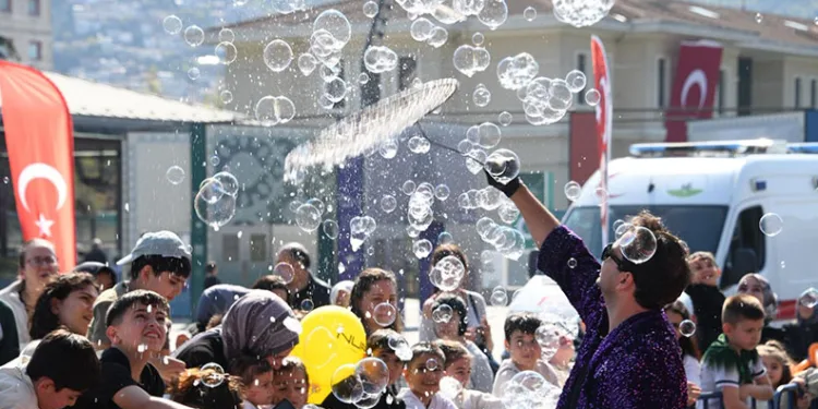 Osmangazi’de çocuk karnavalı