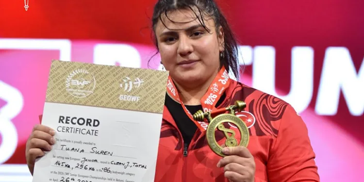 Milli halterci Tuana Süren, Avrupa üçüncüsü