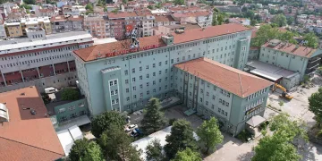 “Bursa’da hiçbir sağlık kuruluşunun satışı söz konusu değil”
