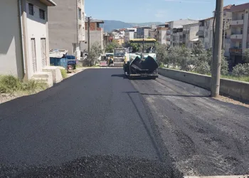 Fındıklı ile TOKİ Alternatif Bağlantı Yoluna 1700 Ton Asfalt
