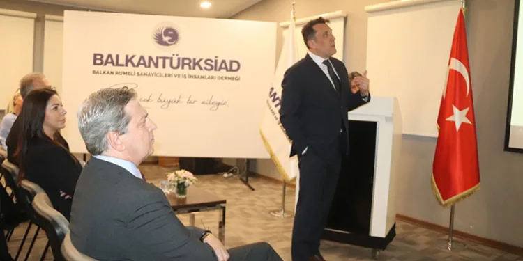 Dönüşüm bir proje değil liderlik refleksidir