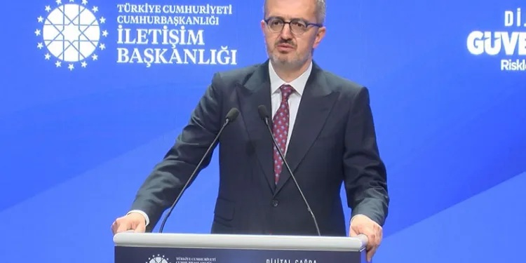 “Dijital çağ, sunduğu fırsatların yanında yeni tehditleri ve ciddi meydan okumaları da beraberinde getiriyor”