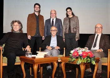 Nilüfer’de Ataol Behramoğlu ile şiir ve müzik dolu gece