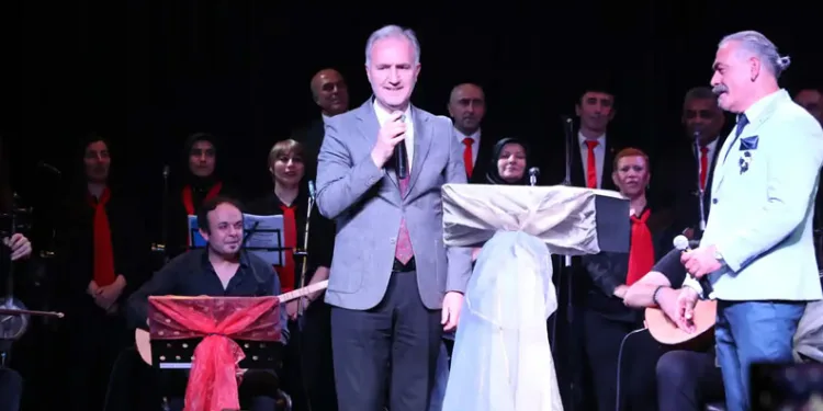 İnegöl Belediyesi THM Korosundan Kulakların Pasını Silen Konser