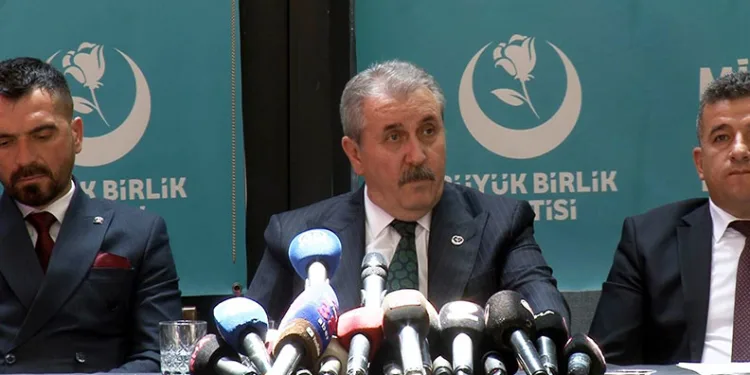 “Cumhurbaşkanımızın erken seçimle tekrar aday olması sağlanmalıdır”