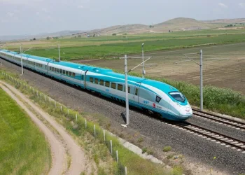 Bursa’da yüksek hızlı tren hattı 2026 sonunda hizmete alınacak