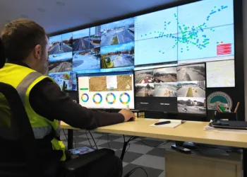 Büyükşehirden trafiğin kalbi ‘Kartal’da akıllı sistemlerle 7/24 kesintisiz yönetim