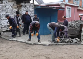 Kakkalan Mahallesi’nde yollar baştan sona yenilendi