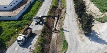 Akhisar’da 5 kilometrelik dere hattı temizleniyor