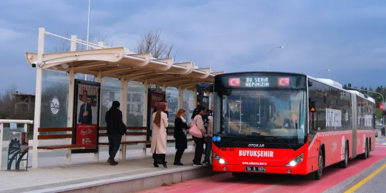Sakarya’da metrobüs için ücretsiz test dönemi sona eriyor