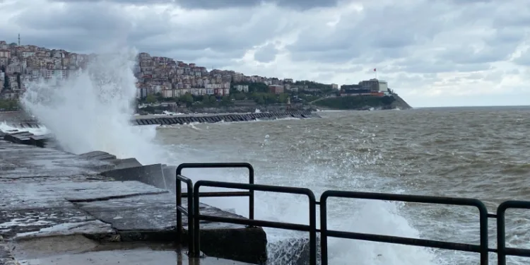 Zonguldak ve Bartın için fırtına uyarısı