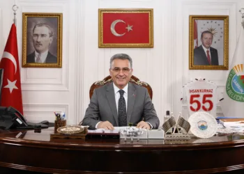 Başkan Kurnaz: “Vatandaşlarımıza daha konforlu yaşam alanları sunacağız”