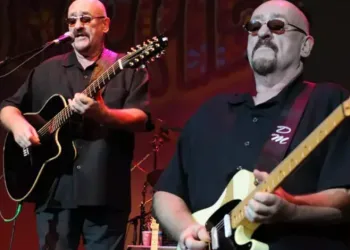 Rock müziğin efsanesi Dave Mason hayatını kaybetti
