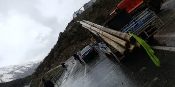 Hakkari’de heyelan sonrası iletişim alarmı