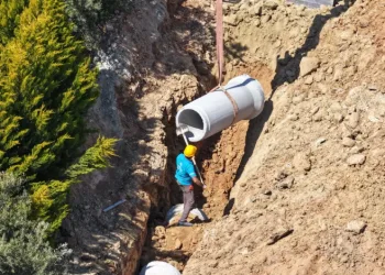 Kuşadası’nda 8,2 milyon liralık altyapı yatırımı başladı