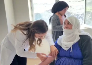 Siirt’te zorlu arazide aşılama çalışması