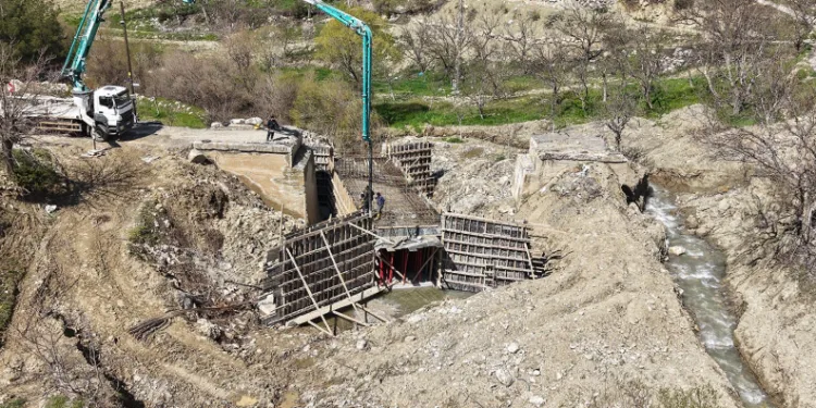 Büyükşehir’den Bertiz’in ulaşımını iyileştirecek köprü yatırımı