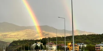 Tunceli’de gökkuşağı görsel şölen sundu