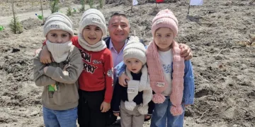 ‘Yüz Çocuk Bin Fidan’ adlı ağaç dikme etkinliğinde 1000 fidan dikildi