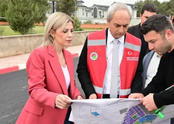 Duacı’da alt yapı çalışmaları tamamlanan 34 sokağa sıcak asfalt