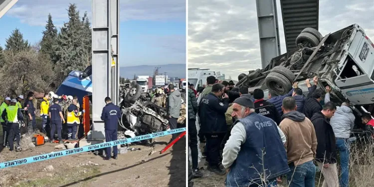 Ankara’da halk otobüsü üst geçide çarptı: 5 ölü, 14 yaralı