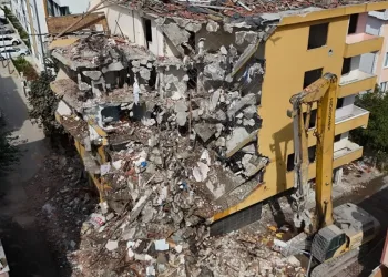 Büyükçekmece’de riskli 5 bina dönüşüyor