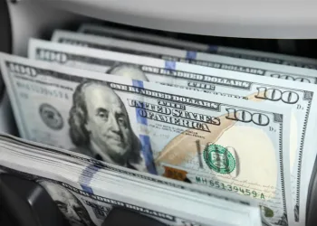 Dolar Belirsizlikle Güçlendi: Gözler Enflasyon Verisinde