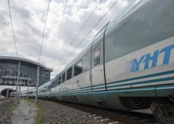 Güney’de Hızlı Tren Devrimi: 6,5 Saatlik Yol 2 Saat 15 Dakikaya İniyor!