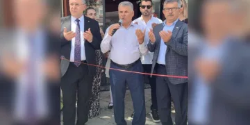 Fethiye’de Sıradışı Açılış: Meyhane Açılışı Dualarla Yapıldı!