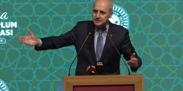 Numan Kurtulmuş Bursa’da Konuştu: “Terör Örgütünün Silah Bırakmaktan Başka Şansı Yoktur”