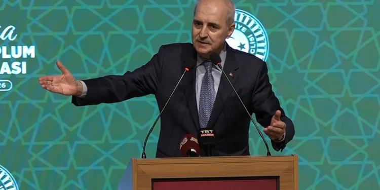 Numan Kurtulmuş Bursa’da Konuştu: “Terör Örgütünün Silah Bırakmaktan Başka Şansı Yoktur”