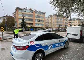 Kapaklı’da motosikletli hırsızlar inşaattan kablo çaldı