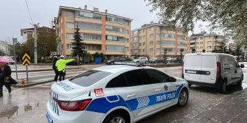 Kapaklı’da motosikletli hırsızlar inşaattan kablo çaldı