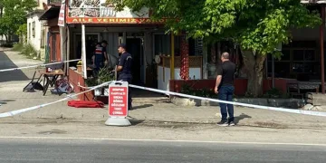 Mersin’de Kan Donduran Katliam: 17 Yaşındaki Saldırgan Dehşet Saçtı!