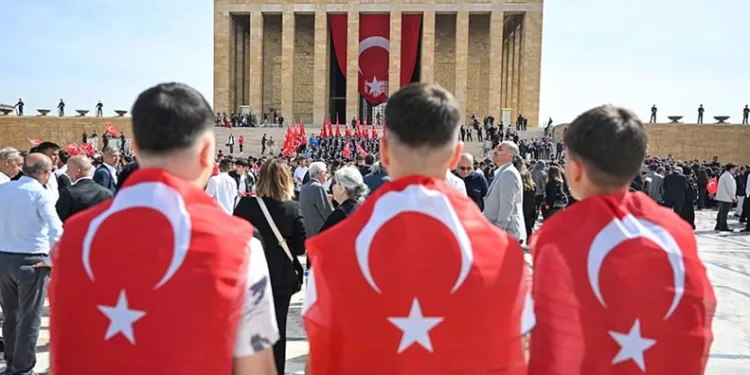 Devletin Zirvesinden 19 Mayıs Mesajları: “Gençlik Varsa Gelecek Var!”