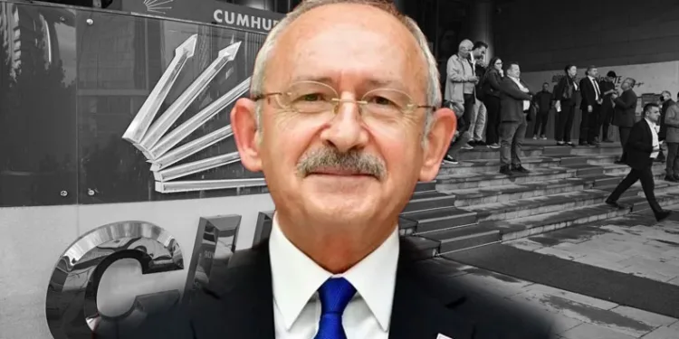 İcra Memurları Kararı Kemal Kılıçdaroğlu’na Elden Tebliğ Etti!