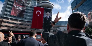 CHP Genel Merkezi’nde tahliye gerginliği