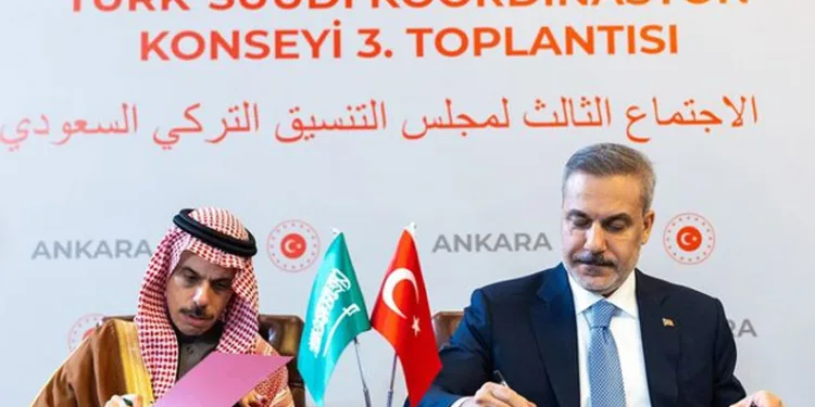 Türkiye ile Suudi Arabistan Arasında Vize Muafiyeti Anlaşması İmzalandı