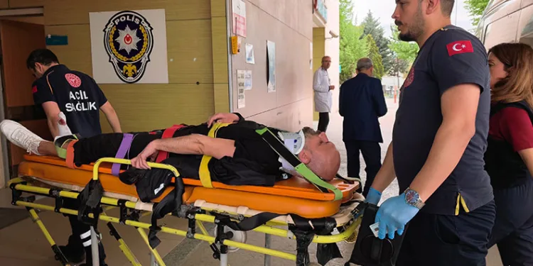 Bursa’da motosiklet sürücüsü kazada yaralandı