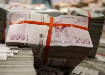 Genç sanatçılar eserlerini karekodla dijitale taşıdı