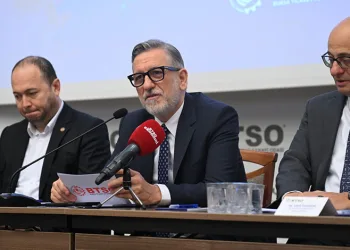 Efkan Ala’dan CHP’ye Sert Eleştiri: “Muhalefetin İçi Orta Doğu Kadar Karışık”
