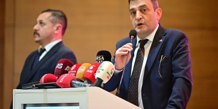 Muhammet Tekin’den CHP’li Yönetime Sert Eleştiri: “Bursa Suya Yapılan Fahiş Zamları Unutmadı!”