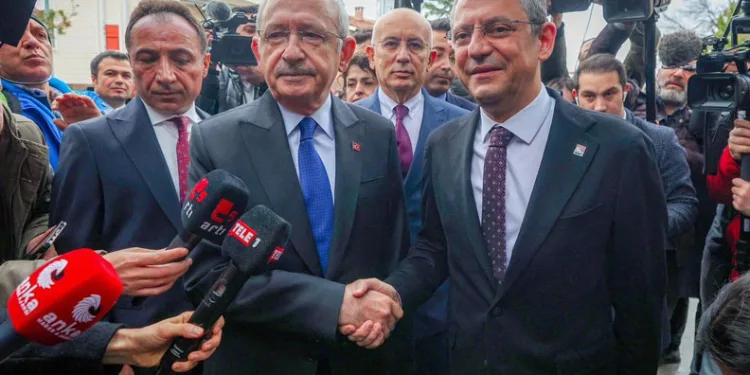 Genç sanatçılar eserlerini karekodla dijitale taşıdı