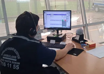 Köprüdeki Dökülmüş Yazı Mustafakemalpaşa’da Bakımsızlığın Sembolü Oldu