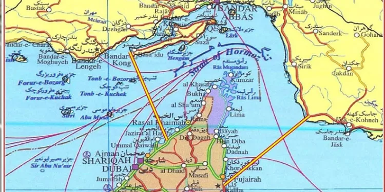 Caminin sadaka kutusundan hırsızlık kamerada