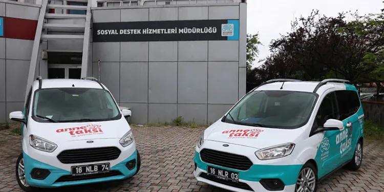 Genç sanatçılar eserlerini karekodla dijitale taşıdı