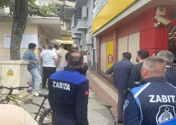 Gemlik’te işgal edilen otopark ve tuvaletlere kaymakamlık müdahalesi